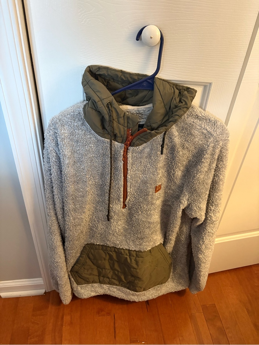 Billabong Gray Fleece Performance Jacket with Olive Accents